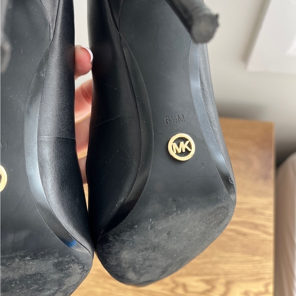 Michael Kors SIA Pump Leather Starry Night Size 6.5 - Picture 6 of 10